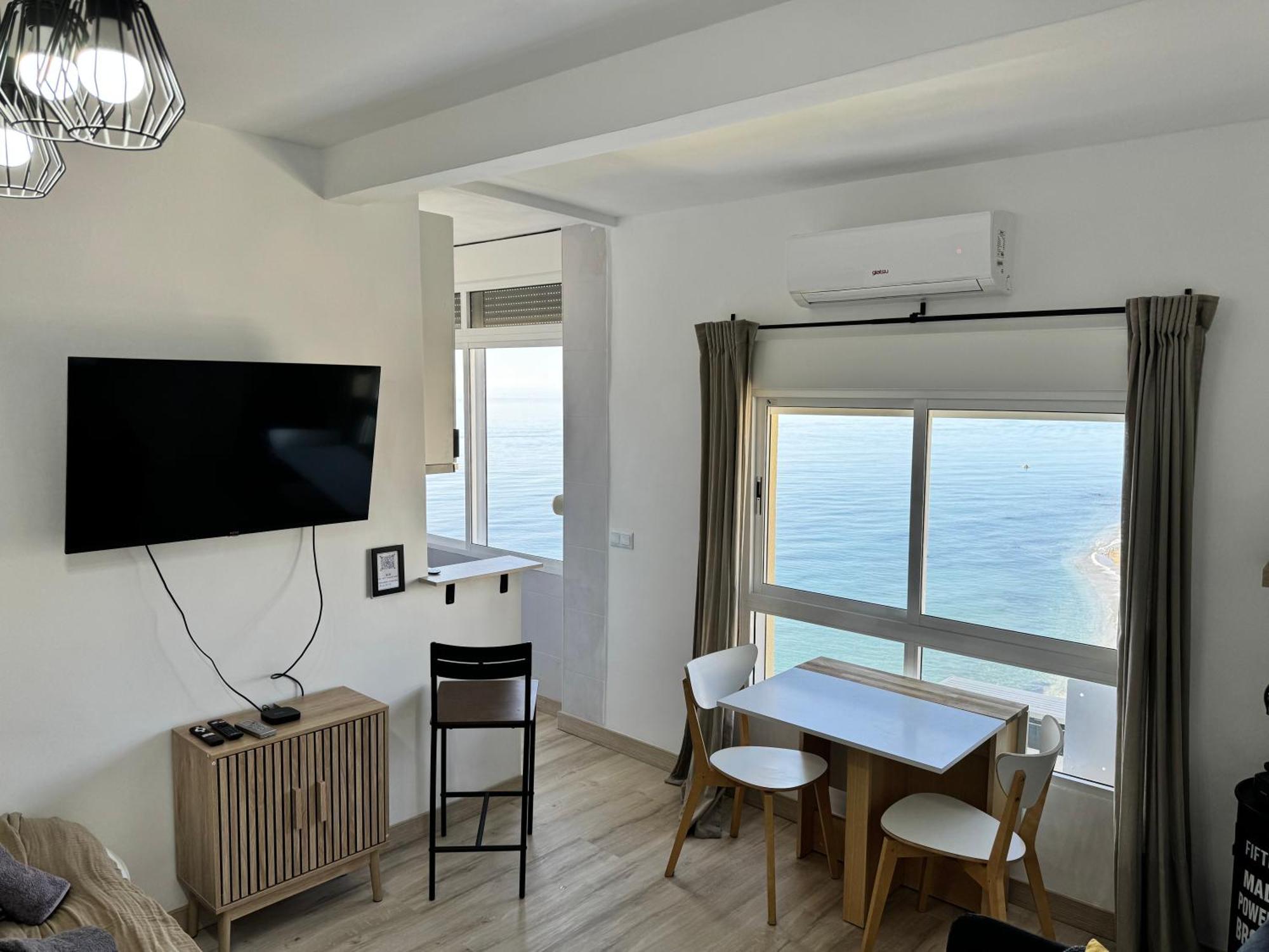 Beachfront Studio ,The View Calahonda, Panoramic Sea Views Sitio de Calahonda Exterior photo