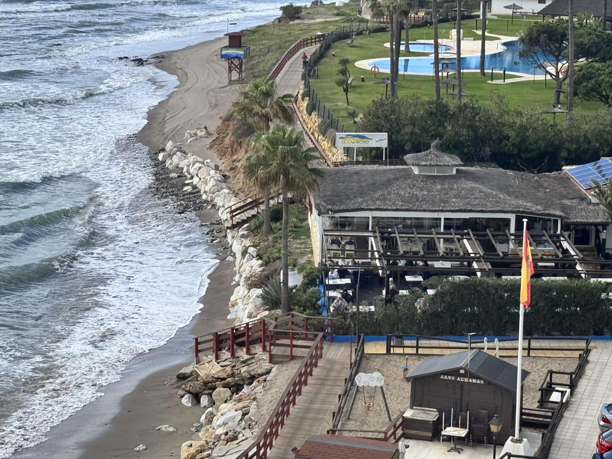 Beachfront Studio ,The View Calahonda, Panoramic Sea Views Sitio de Calahonda Exterior photo